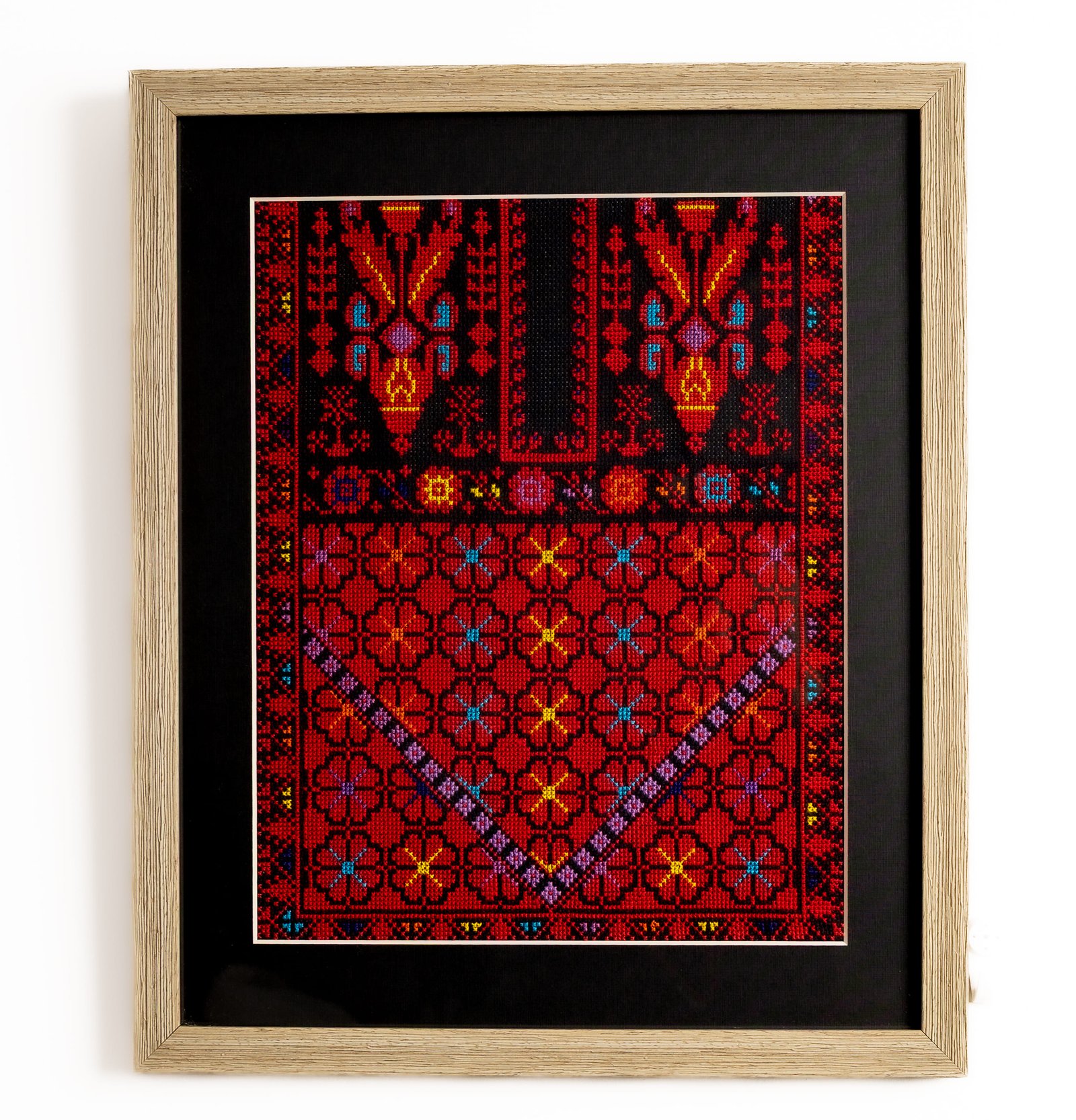 Hebron Heritage Qubbeh Art – Black Edition